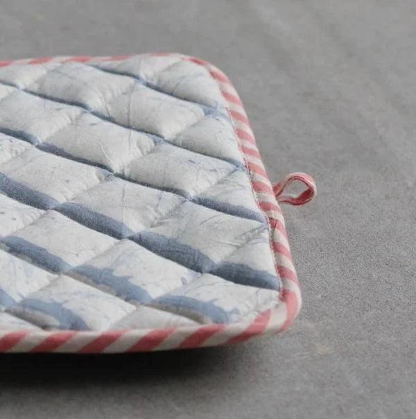 Buy Kitchen Utilities - Basik Blue Pop Pot-Holder For Kitchen | Cotton Potholders by Rayden on IKIRU online store