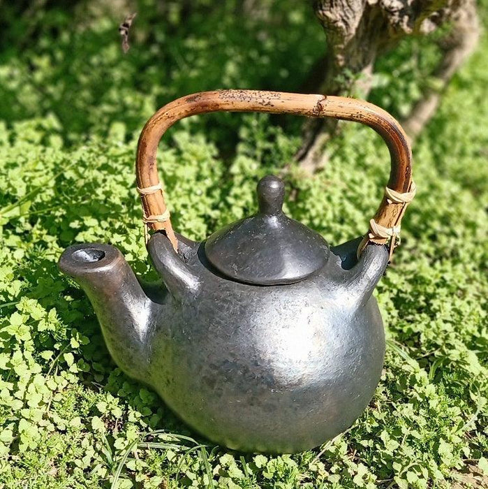 Buy Kitchen Utilities - Longpi Black Pottery Flame Safe Kettle | Tea Pot by Terracotta By Sachii on IKIRU online store