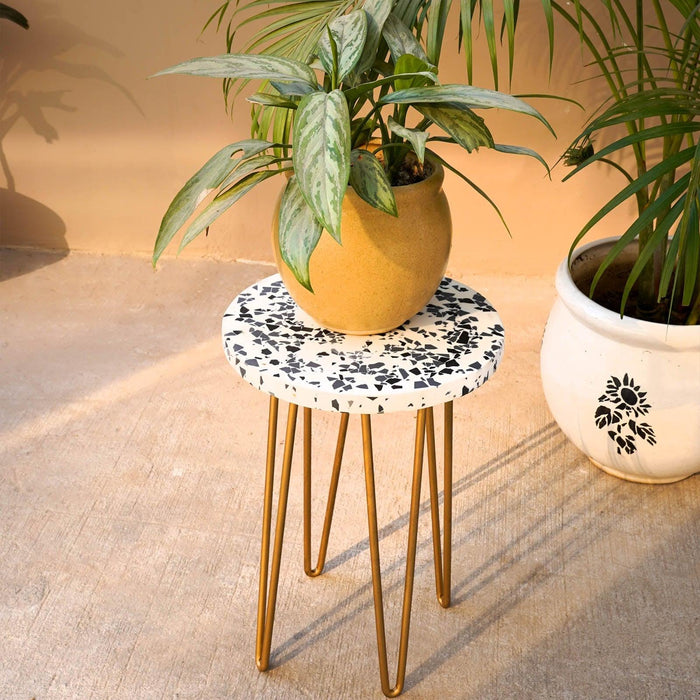 Buy Plant stand - Resin And Metal Plant Stand For Balcony | Side Table For Living Room by Casa decor on IKIRU online store