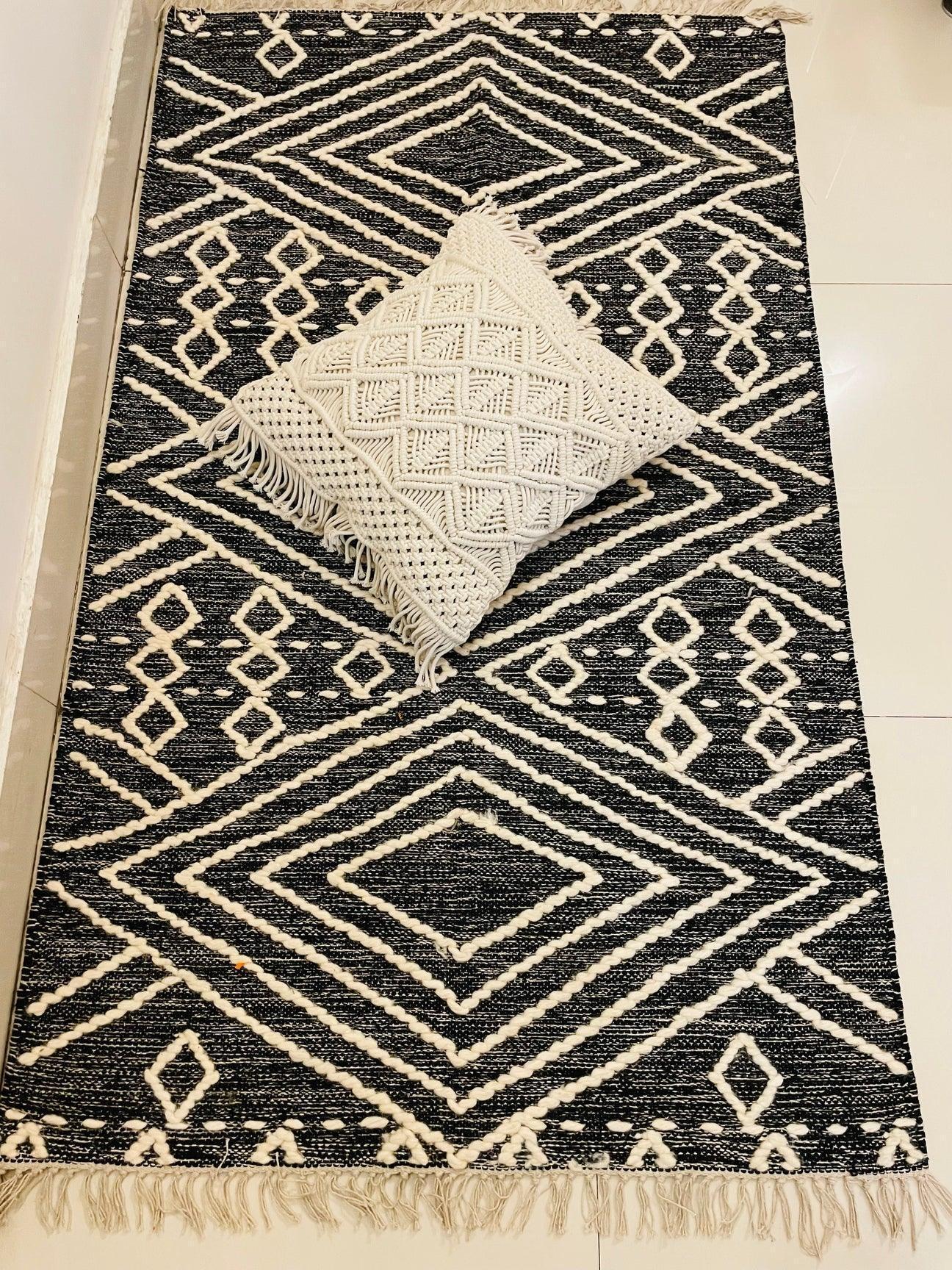 Buy Rugs - Bohemian Black & White Woollen Rug | Carpet For Living Room & Bedroom Decor by Tesu on IKIRU online store