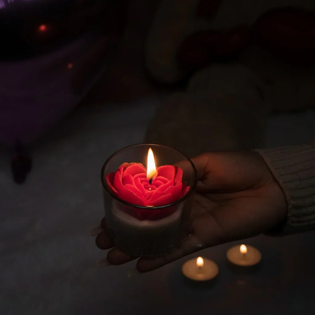 Ruby heart candle