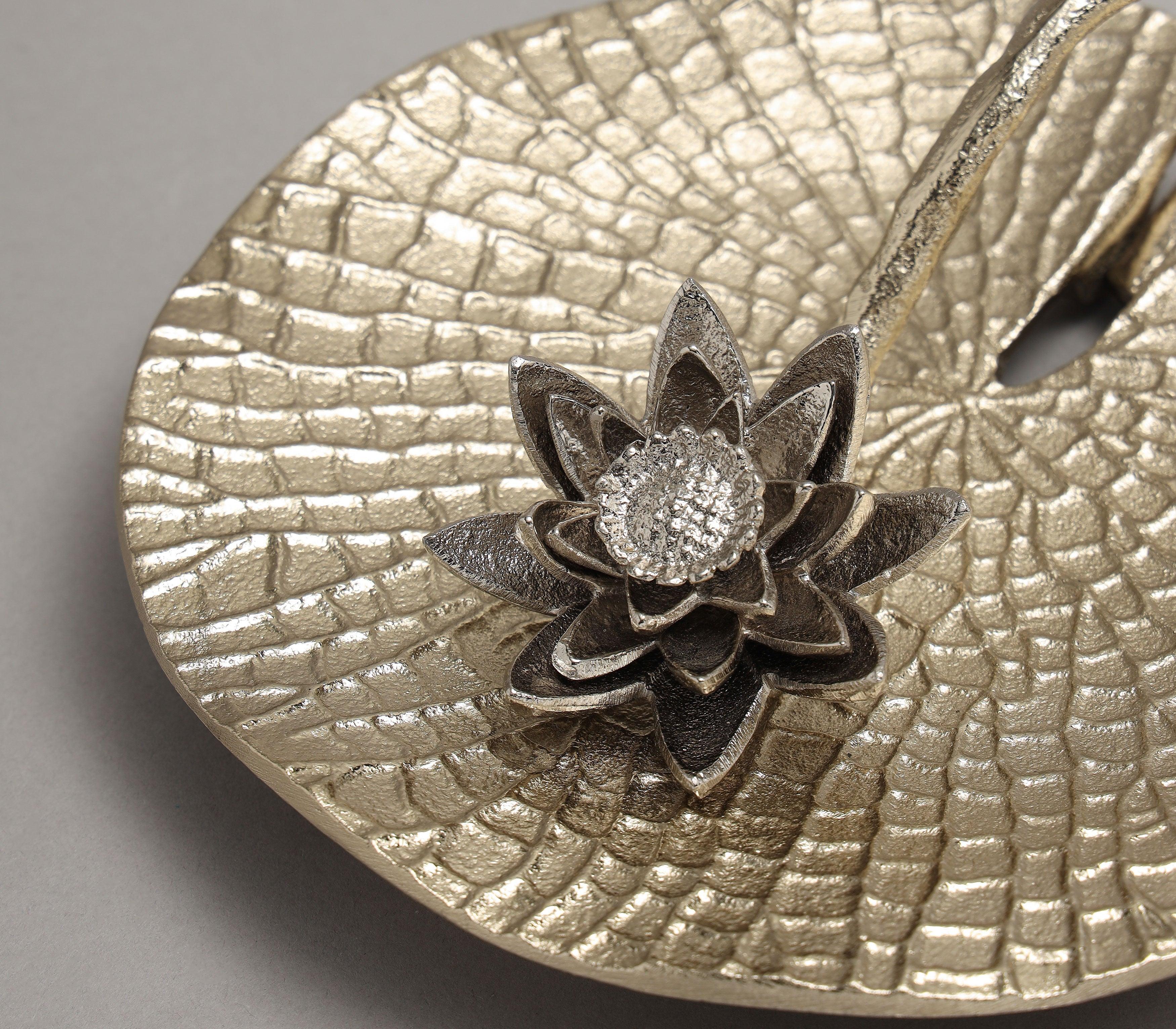 Water Lily Serviette holder