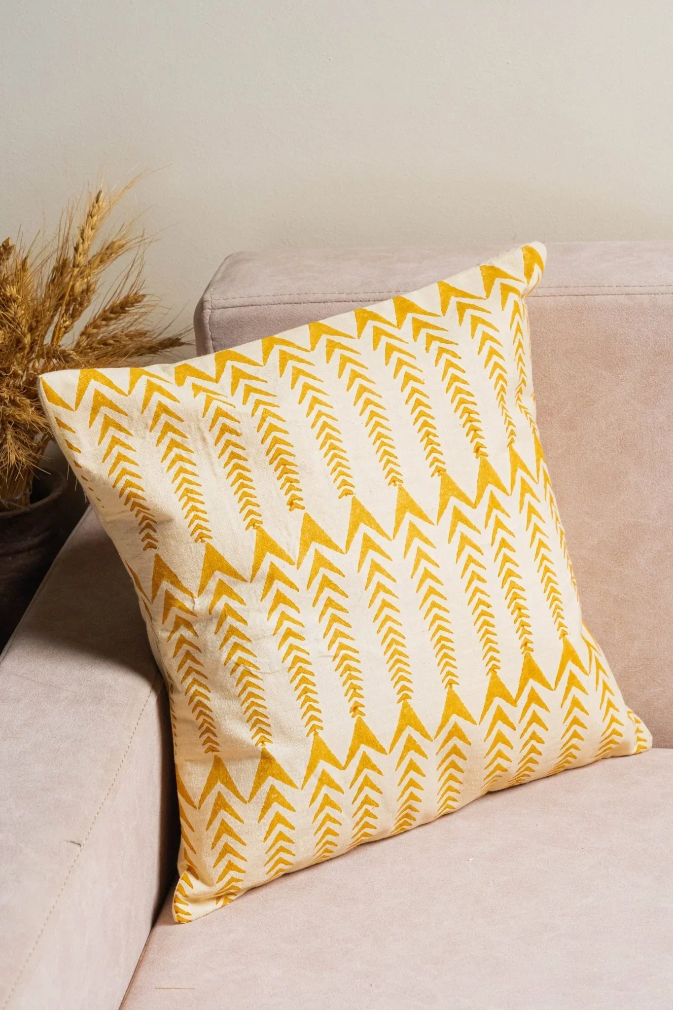Panna Rang Cushion Cover