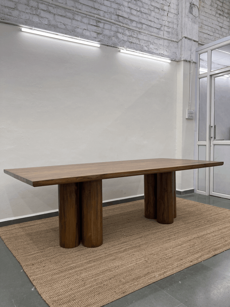 Onus dining table | Solid teak wood