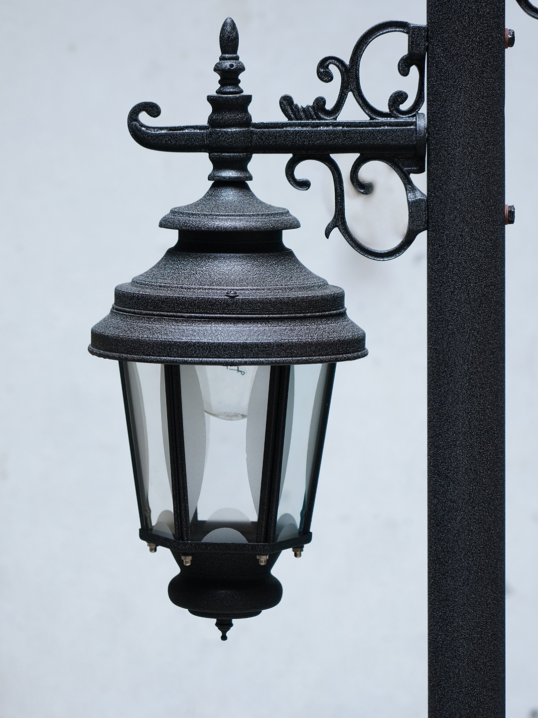 Victorian 8 Feet 2 Up and Down Light Outdoor Post Lamp