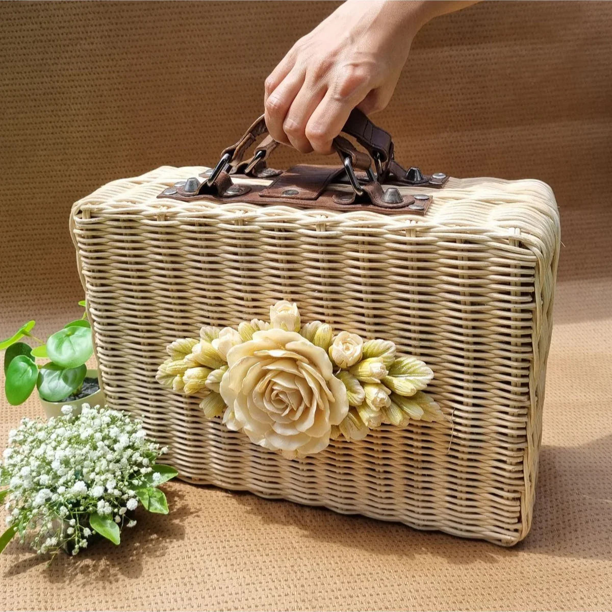 Floral Embellished Mini Cane Gift Box