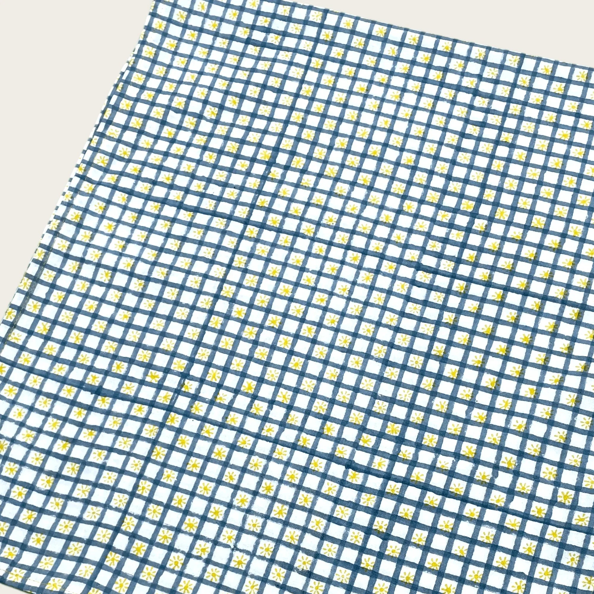 Sunbreak Serve | Table Cover | Cotton