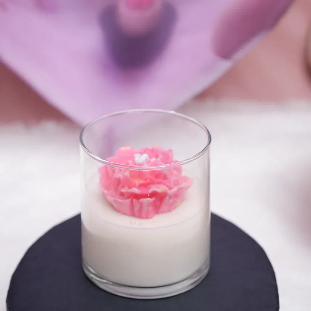 Petal Glow candle
