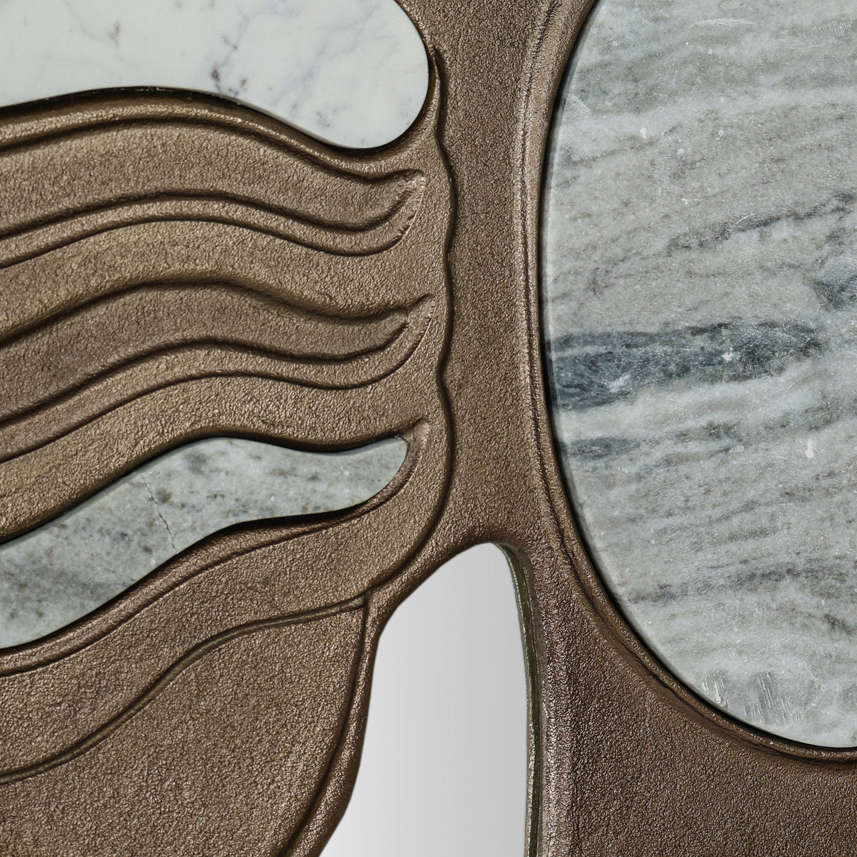 Travos Wall Decor