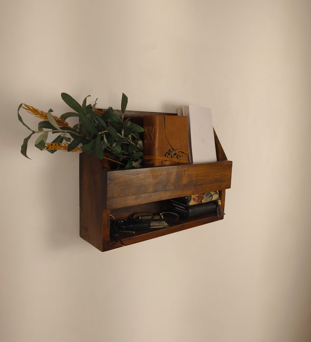 Riverdale Wooden Wall Shelf Organiser With Key Holders