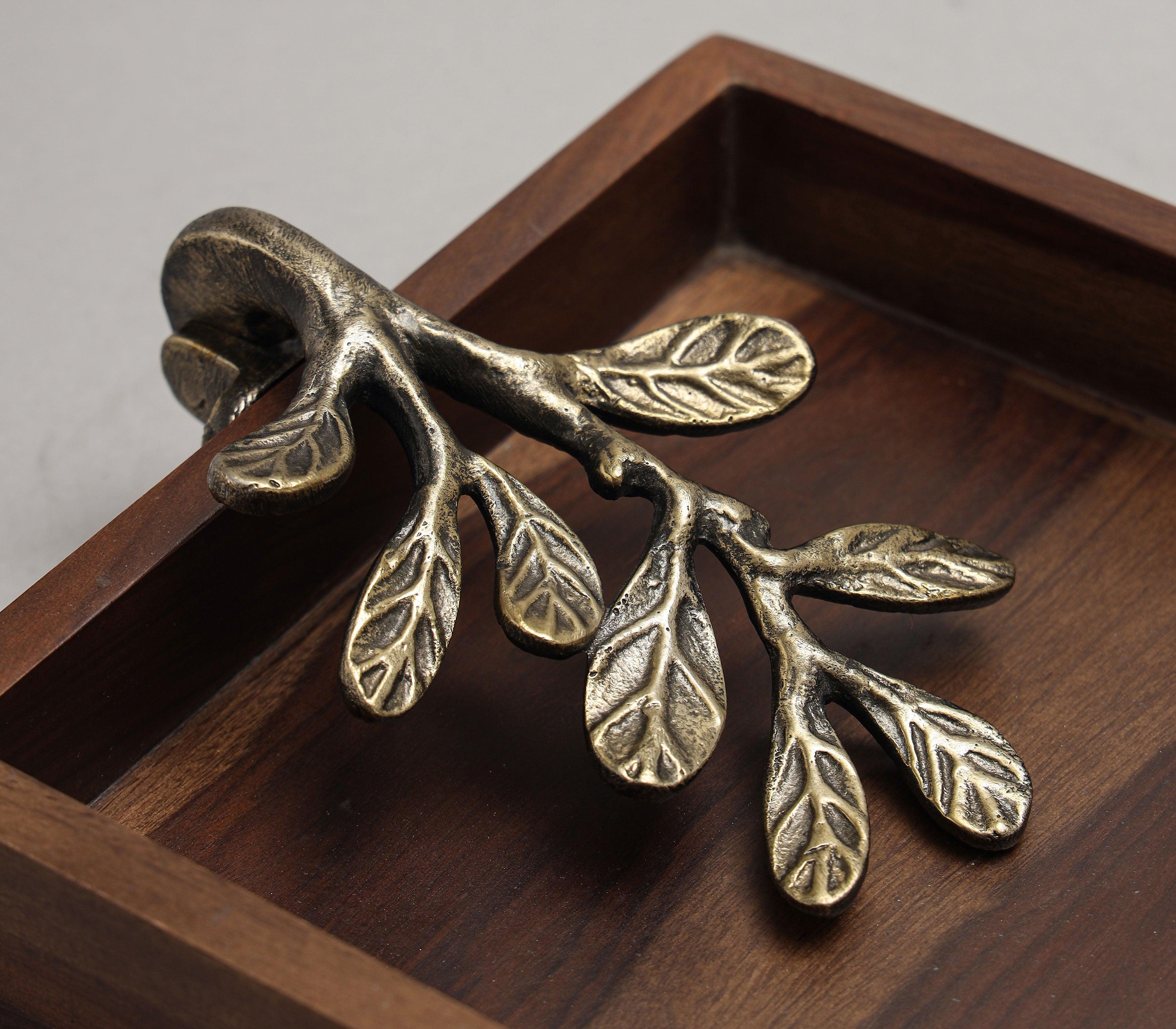 Essence of the Leaf Serviette Holder