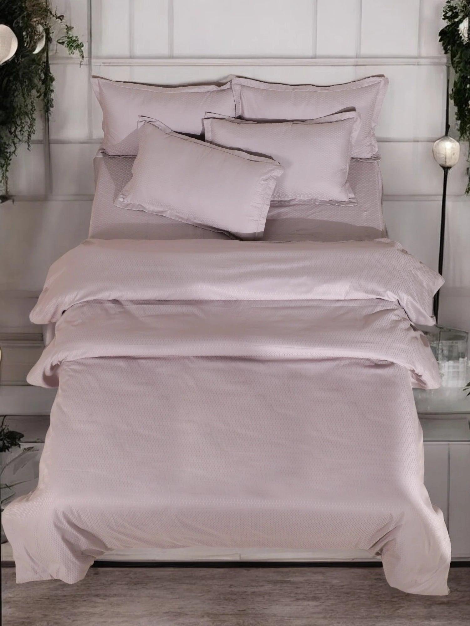 Infinity Jacquard Bedding Set | Timeless Endless Bedding