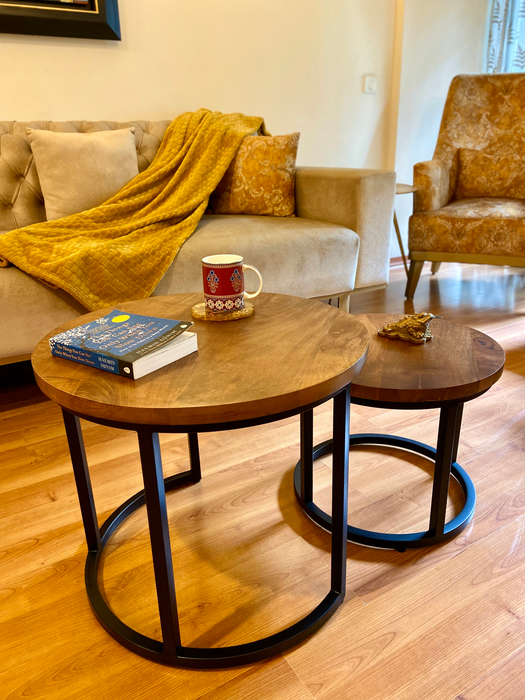 Wooden Set of 2 Nesting Tables