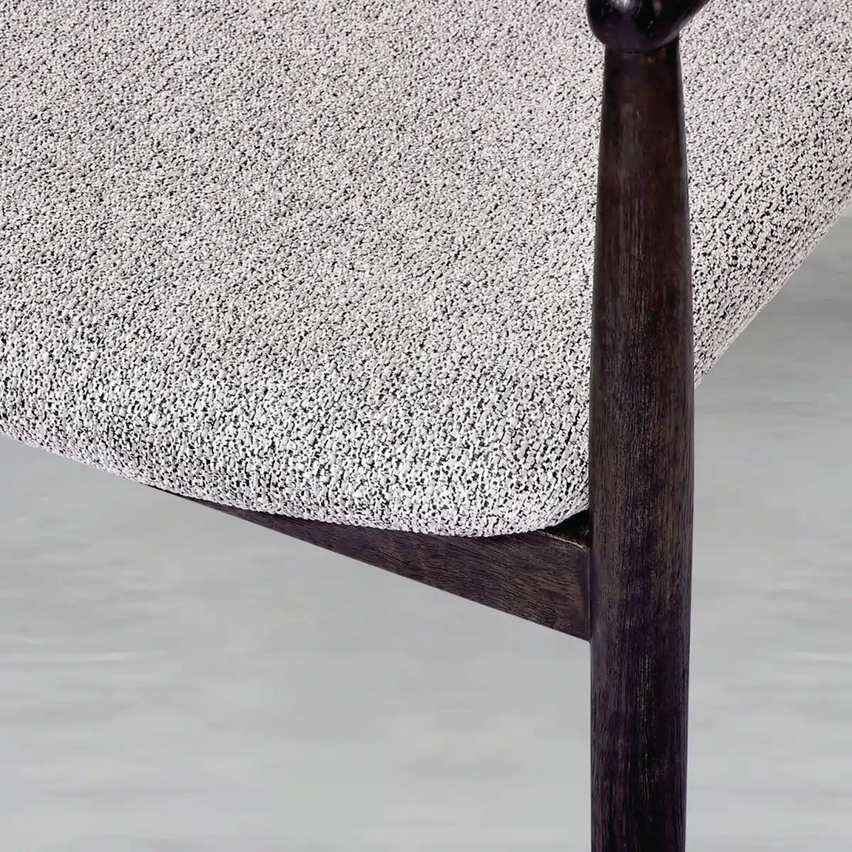 Finch Chair
