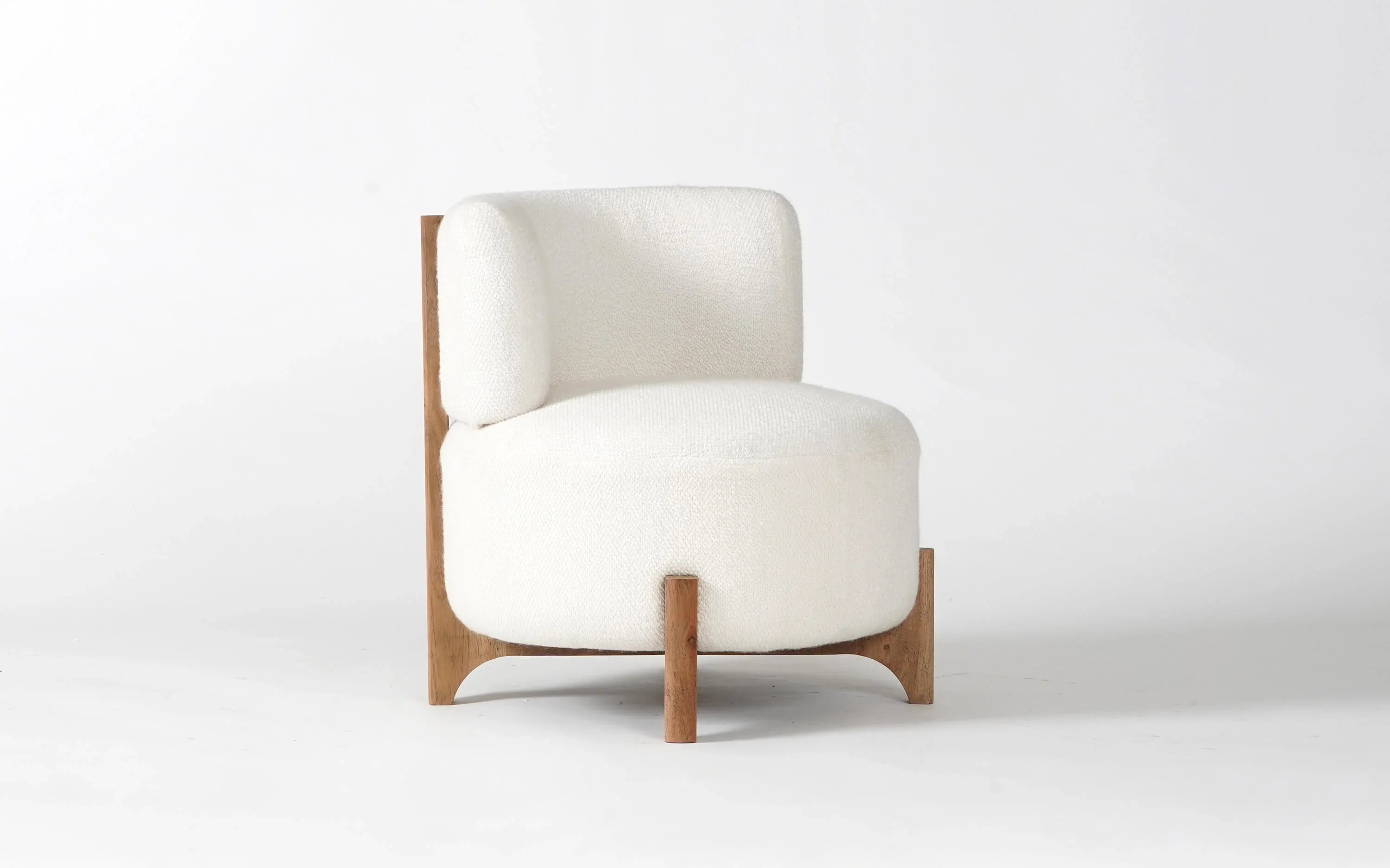 Liam Lounge Chair | Acacia wood and Upholstery
