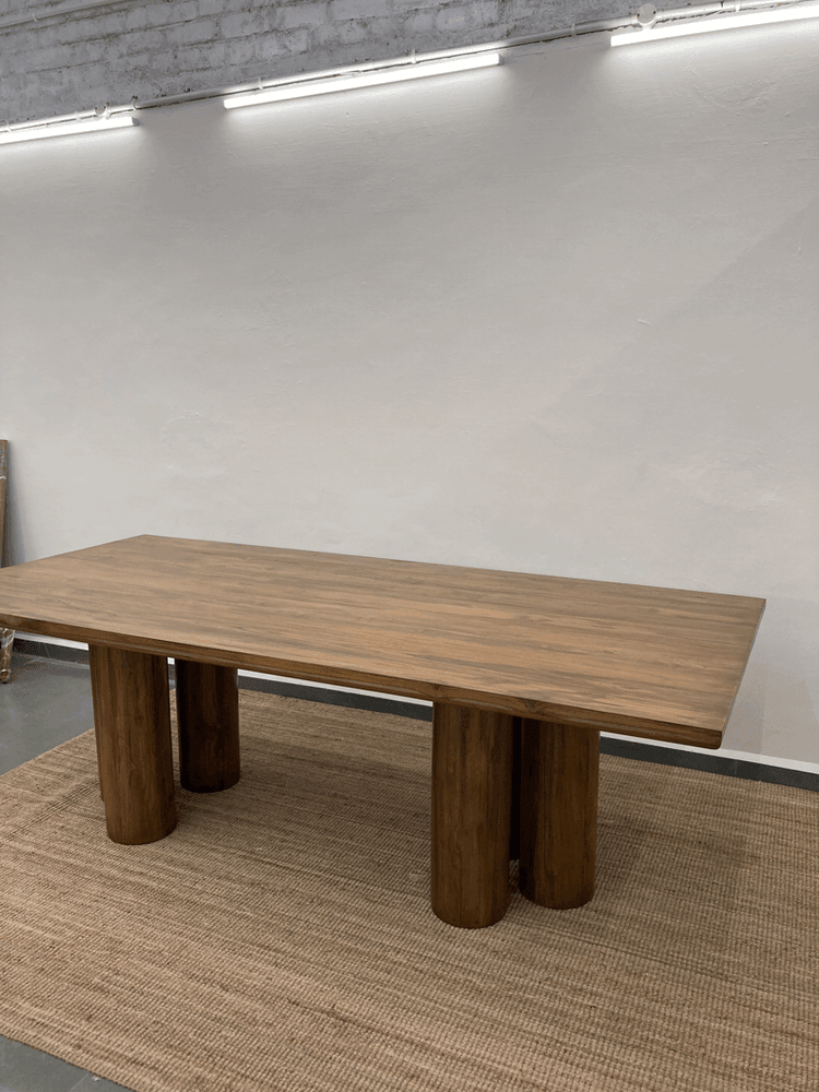 Onus dining table | Solid teak wood
