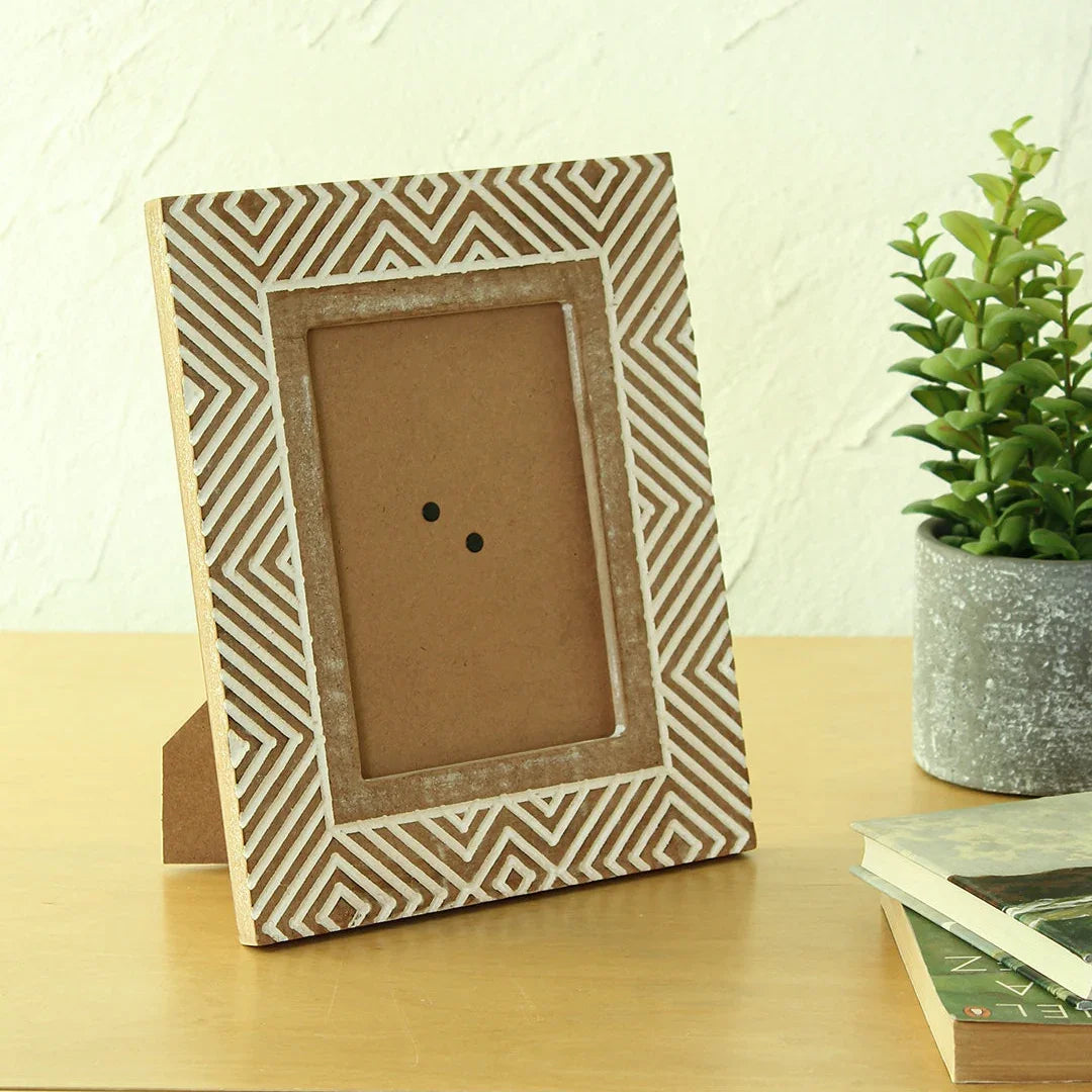 Sangla Photo Frame Photo Frames In White Colour