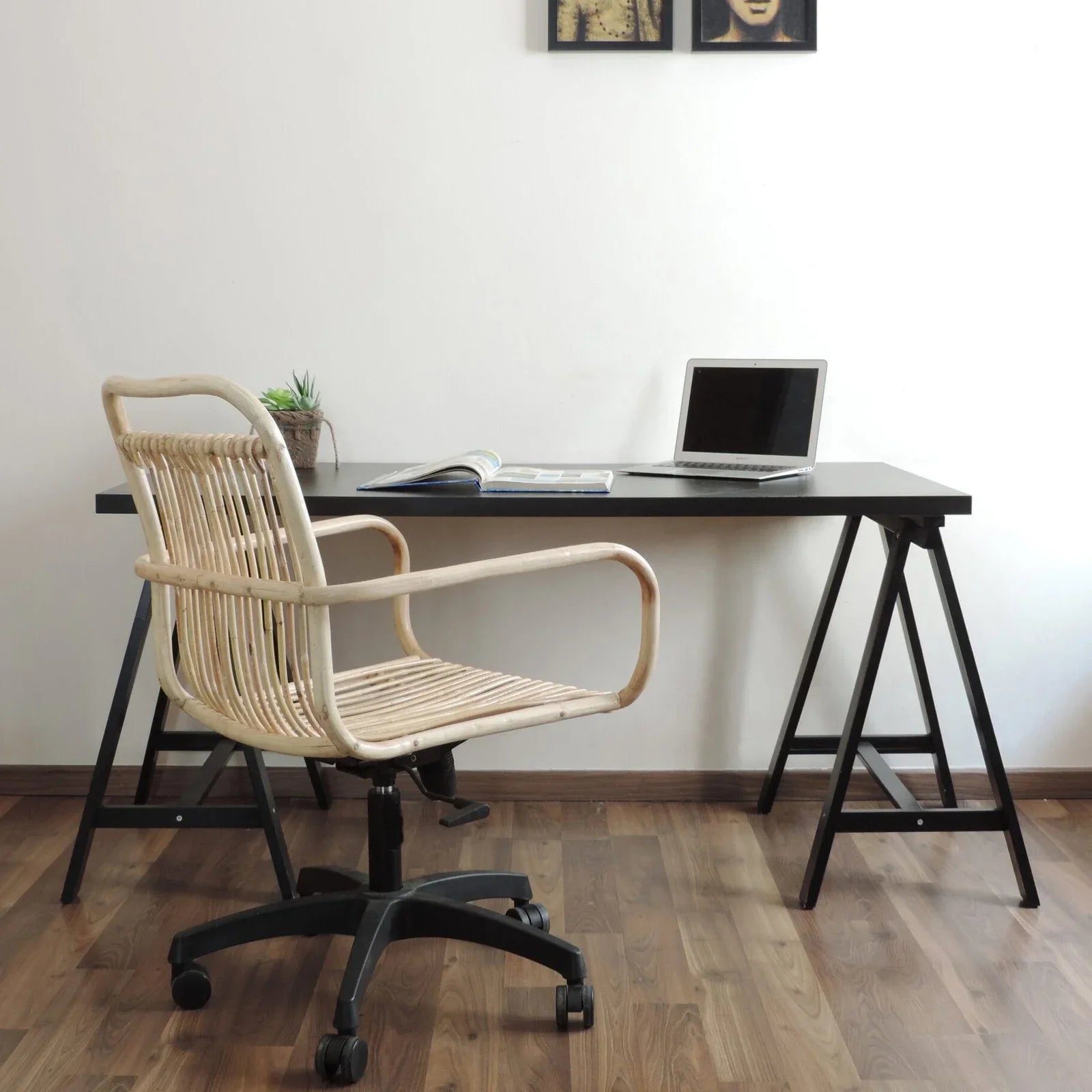 Mimic | Work From Home Chair
