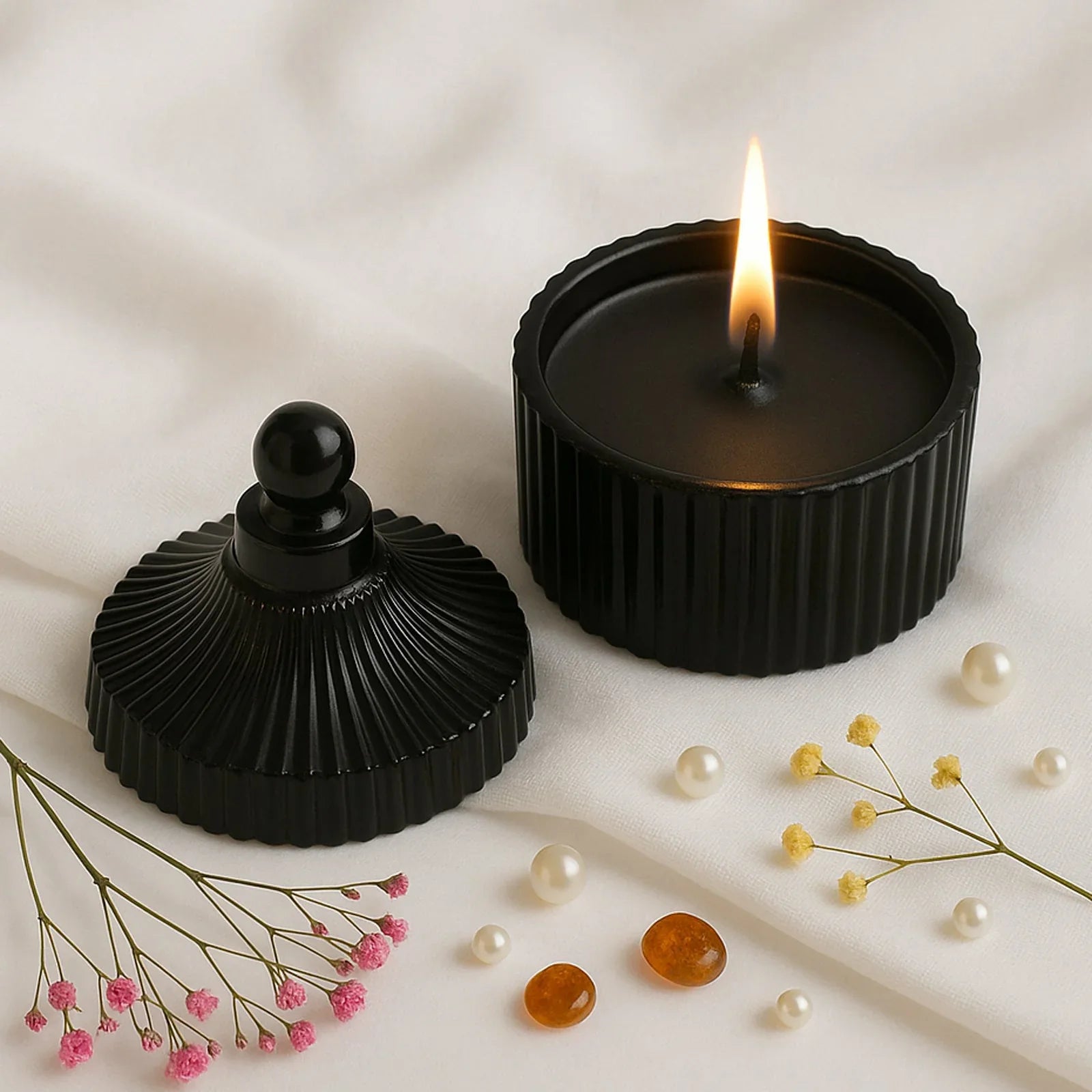 Elara Crimson Candle