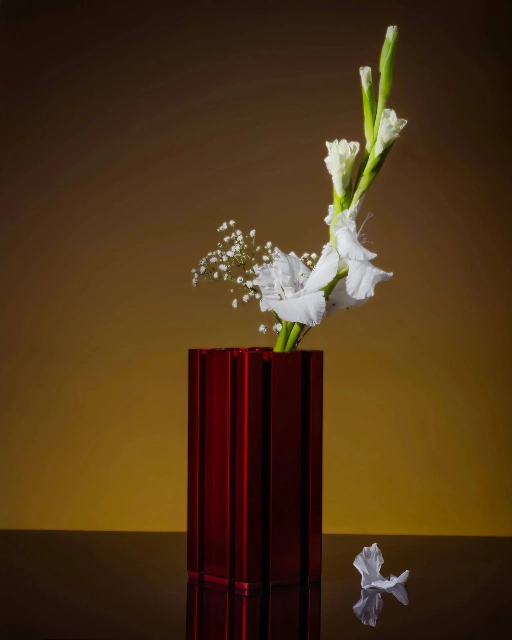 Extrusion Vase | Modern Flower Vase for Living Room Decor