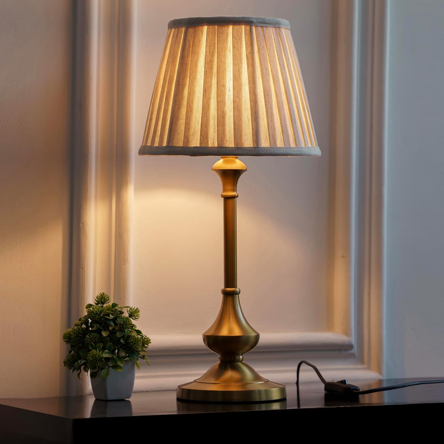 Royal Brass Antique Gold Finish Trophy Table Lamp 27 Inches Height With Off White Bell 14 Inches Diameter Lampshade