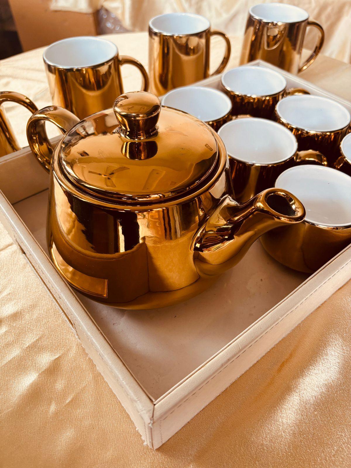 Kyne Gold Ceramic Tray＆Mug Golden Glazed Ceramic Kettle Set with 6 Cups | Ceramic Tea Set – IKIRU