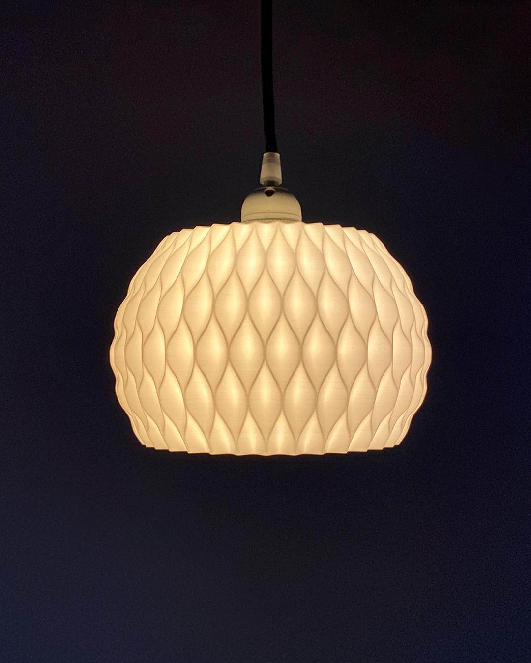 Wavy Pendant Pendant Lamp