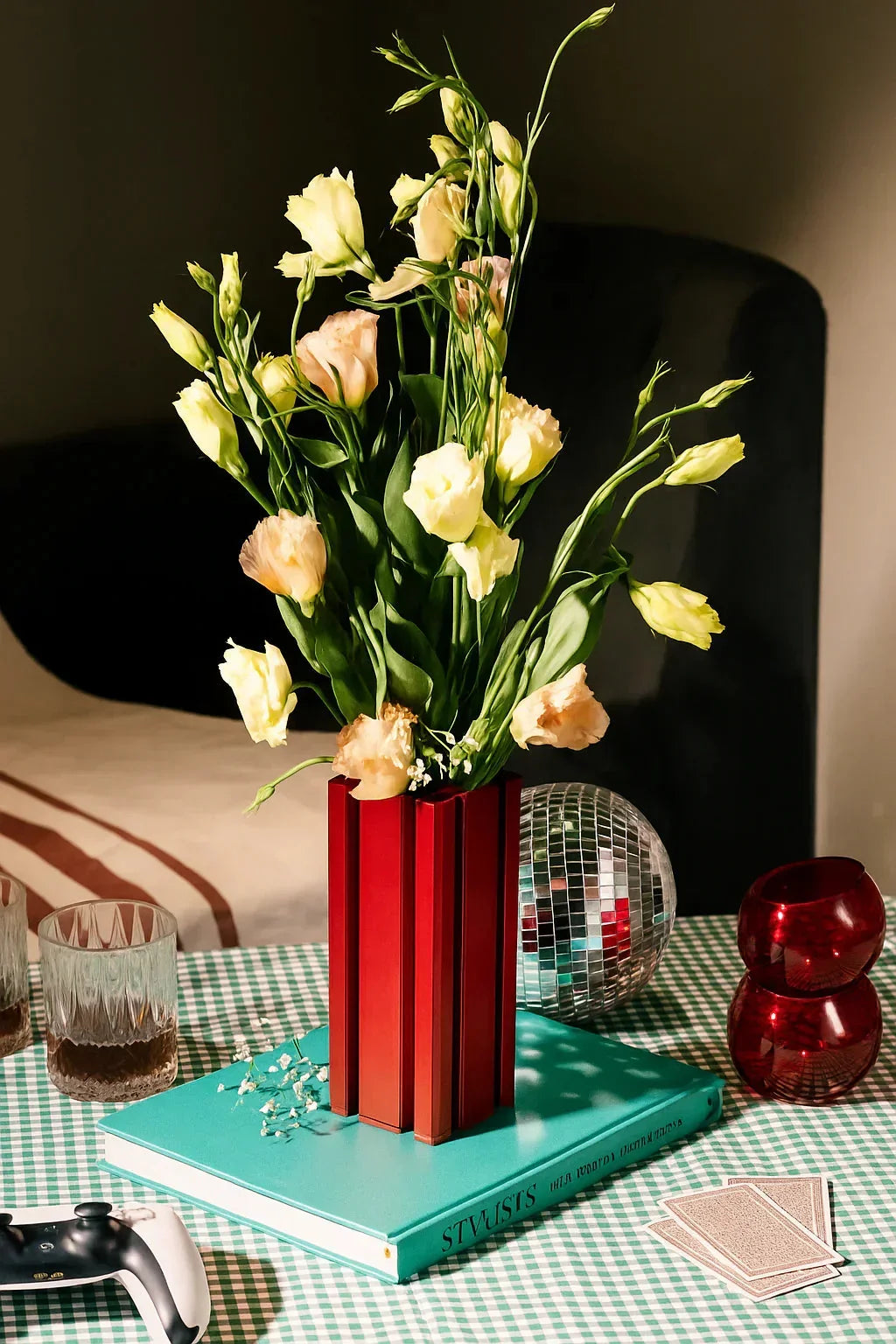 Extrusion Vase | Modern Flower Vase for Living Room Decor
