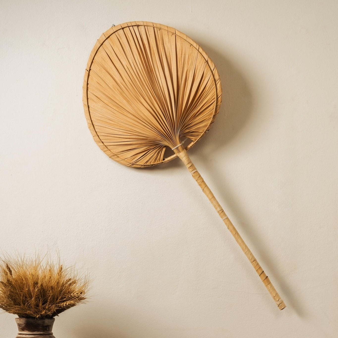 Handcrafted Palm Leaf Wall Light - Natural Tropical Lampshade