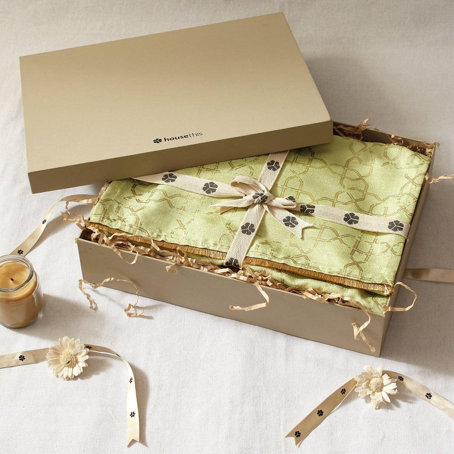 Mandav Gift Box
