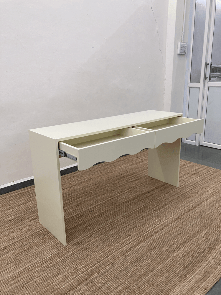 Gloloi Bench | HDHMR