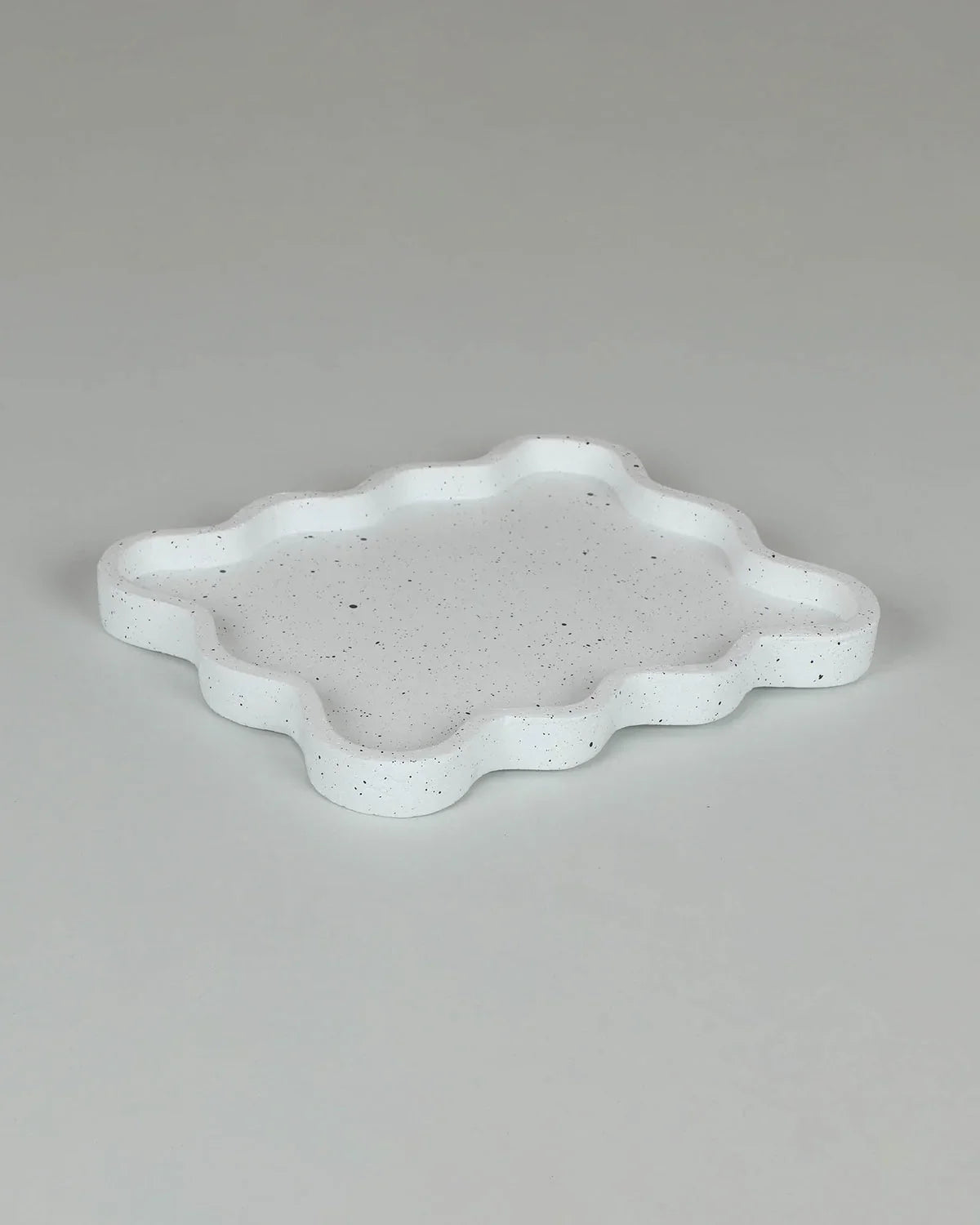 Statara Scallop Tray