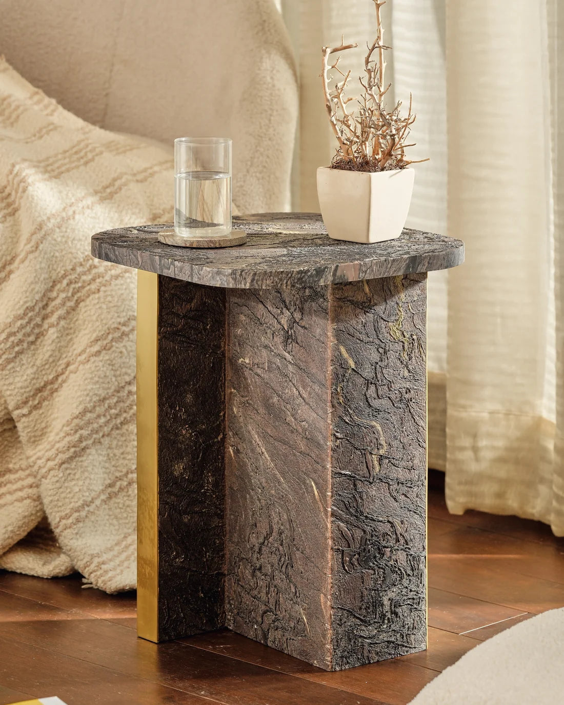 Tria - Purple Martini | Side Table
