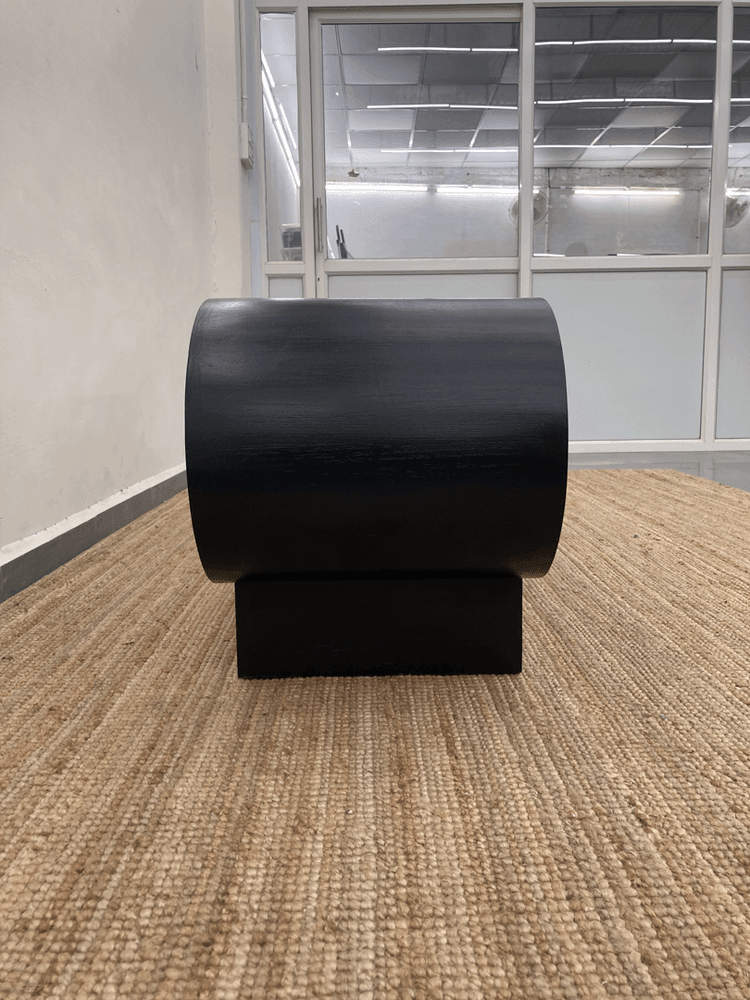 Leatherfield nightstand | Solid teak wood