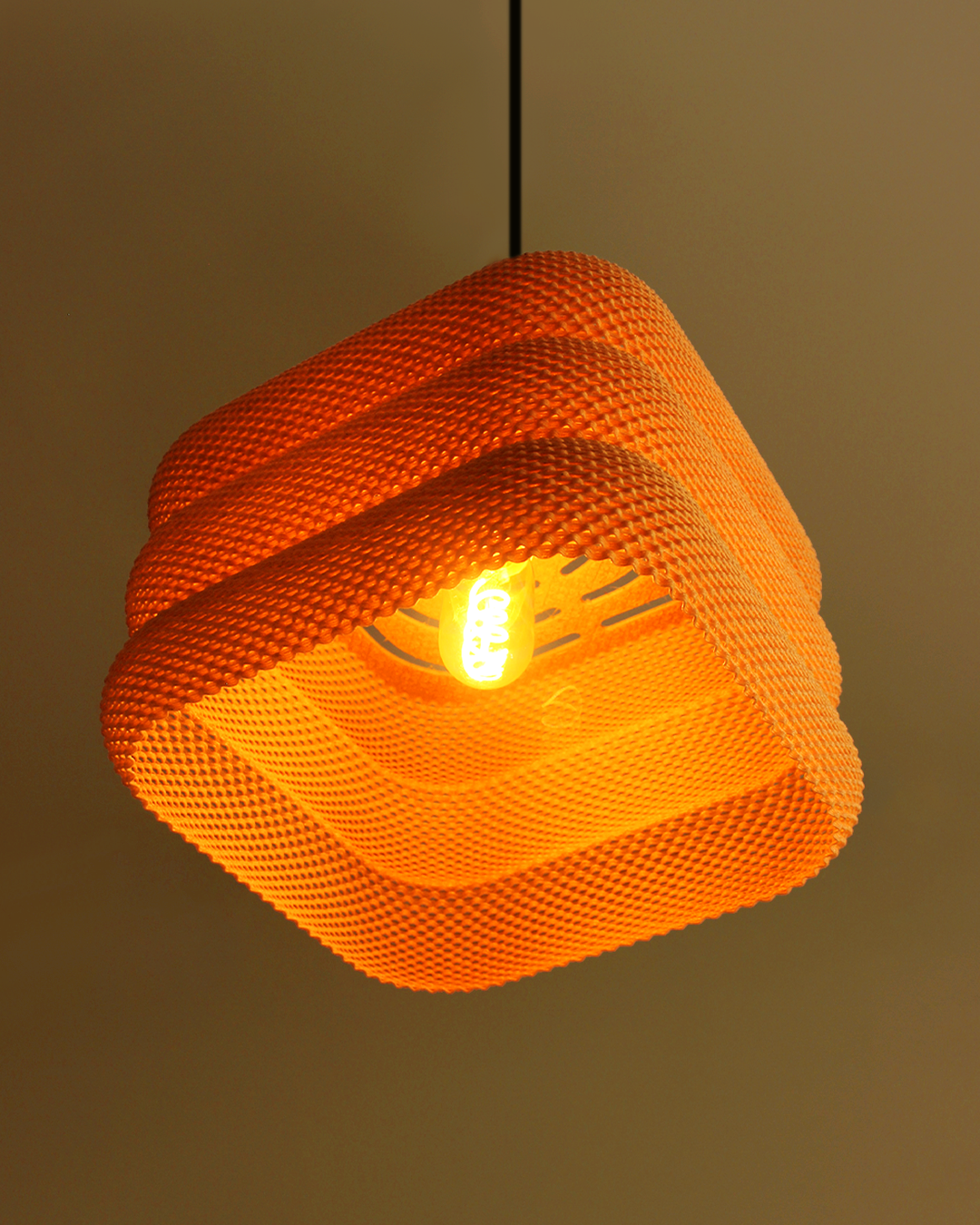 Clara Pendant Lamp