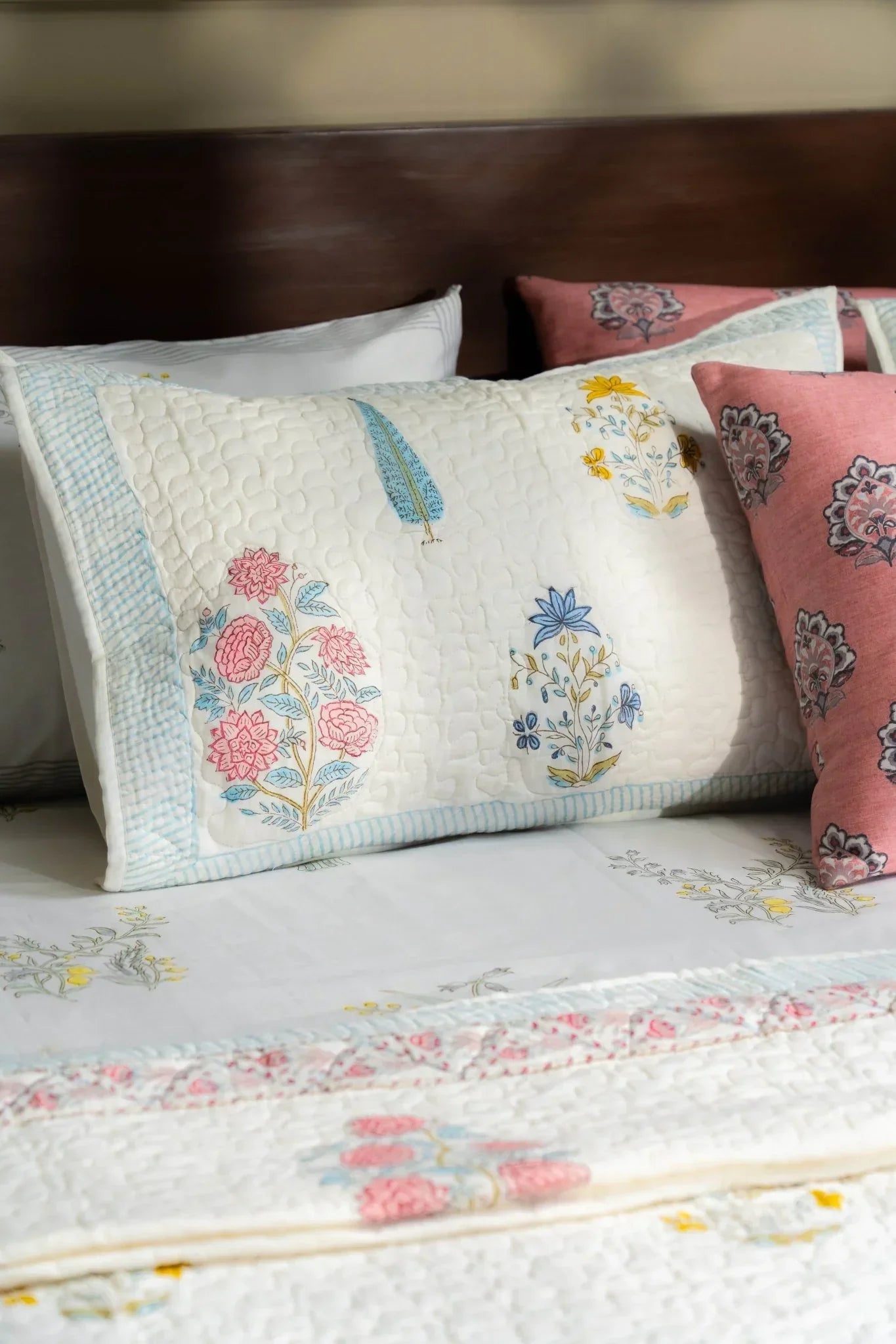 Champa Saanjh Quilted Bed Cover