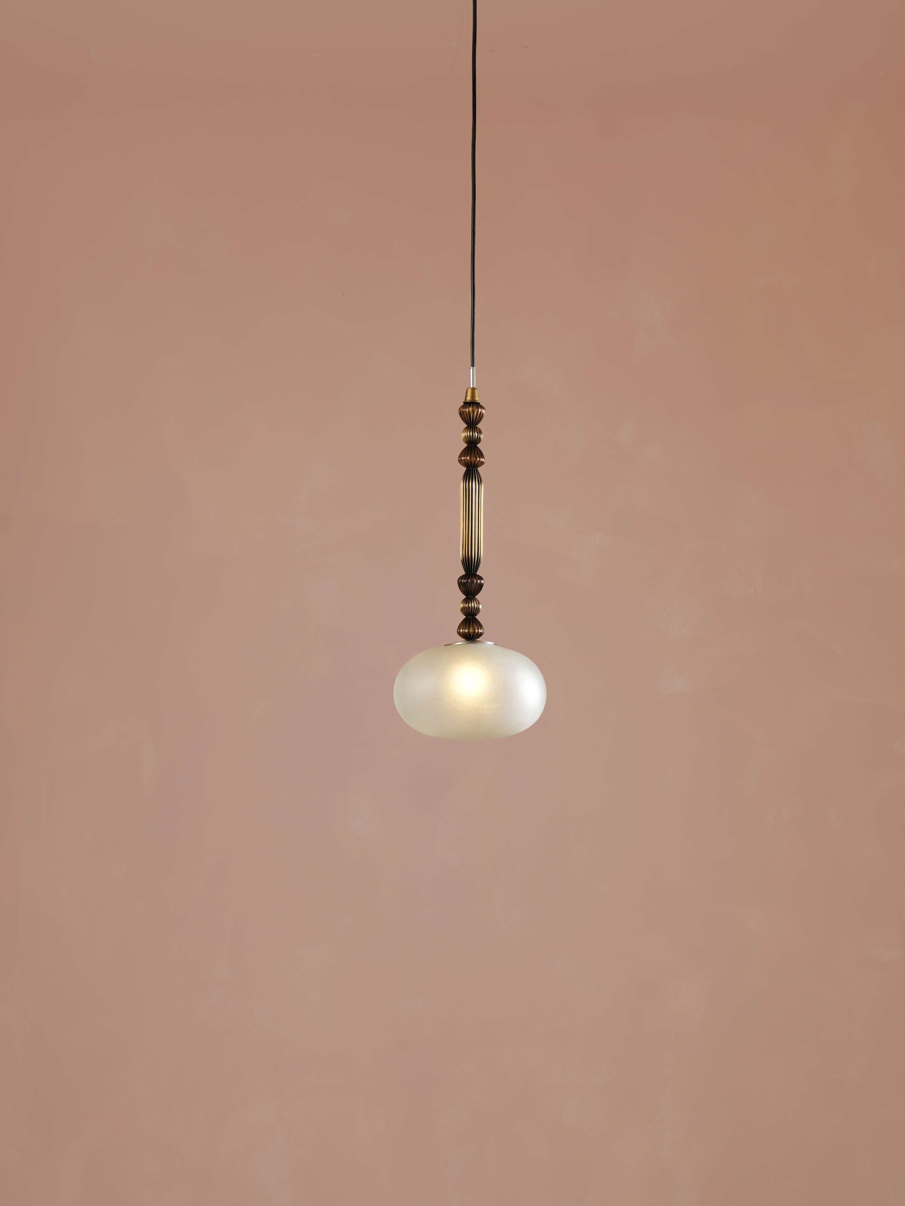 Reverie Single Hanging Lamp