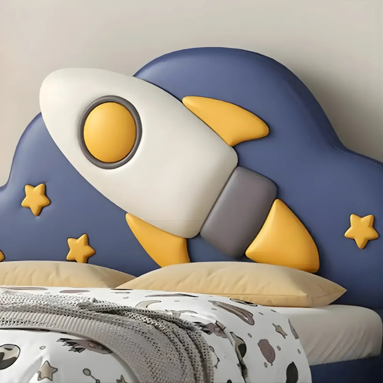 Modern Elegant Rocket Design Queen Size Bed for Children