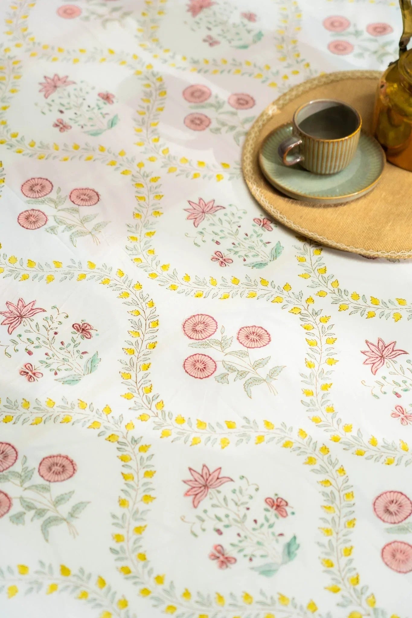 Floral Vine Block Print Bedsheet With Pillow Covers