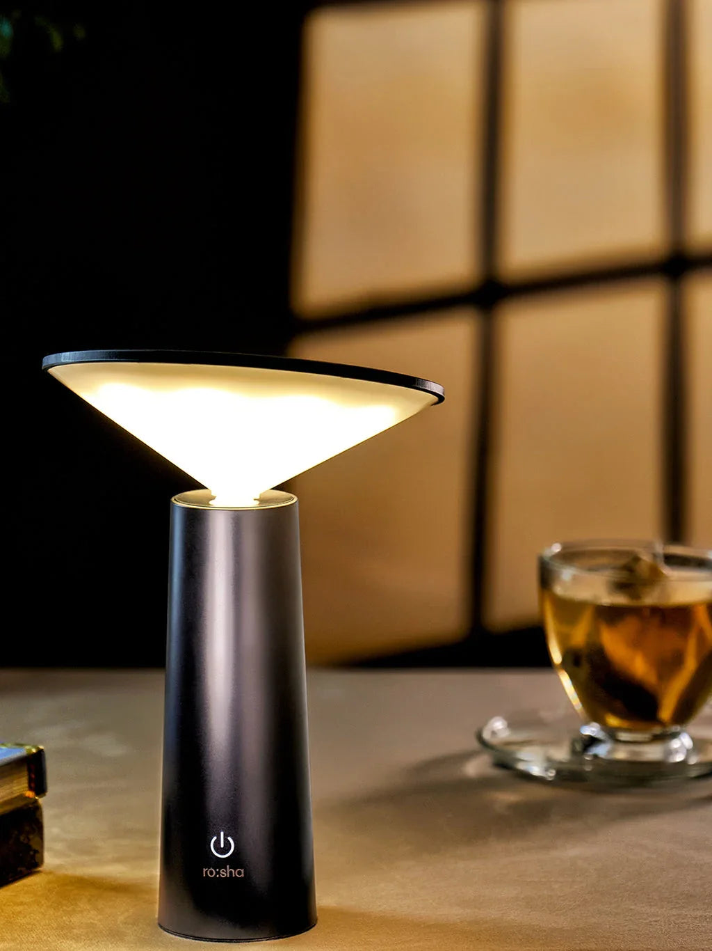 Luna Black | Table lamp