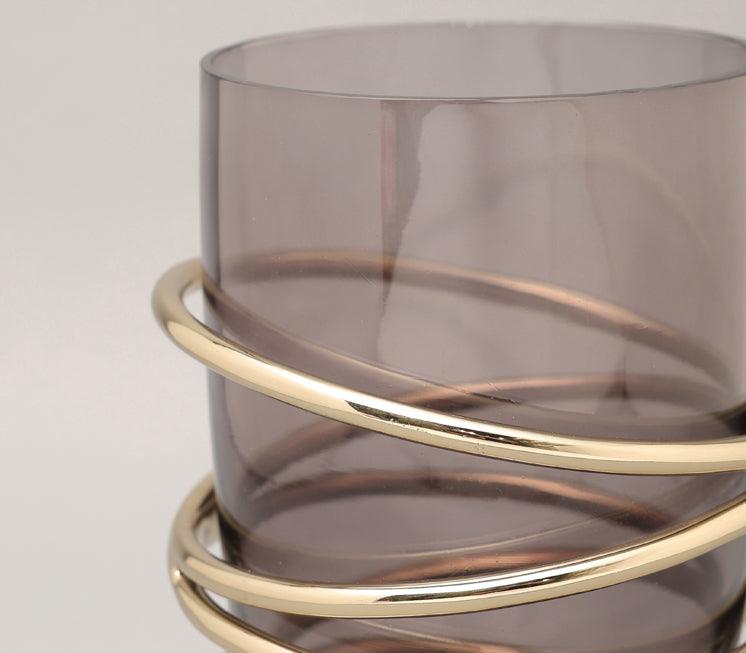 Resplendent Vase for Living Room Centerpiece