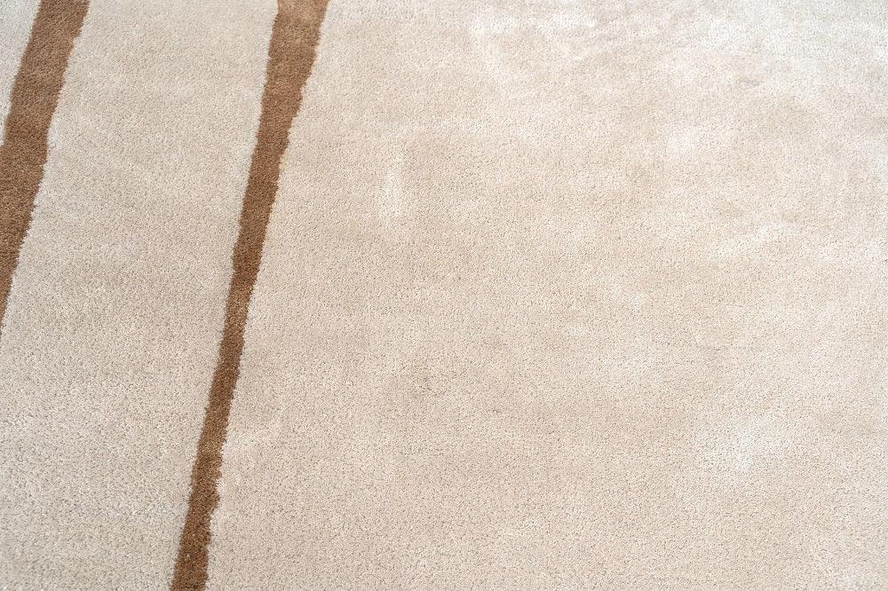 Outline Contemporary Minimalist Area Rug – 100% Wool