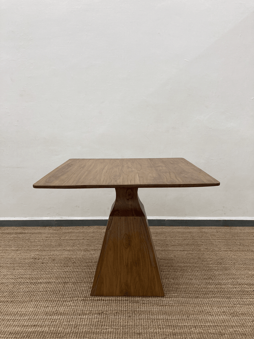 Mirazo Table