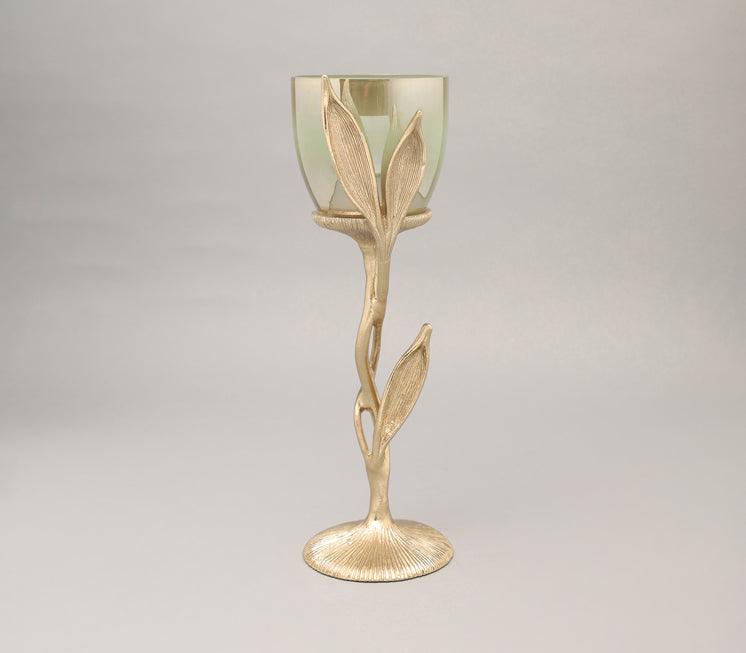 Enclosed Leaf Candle Holder
