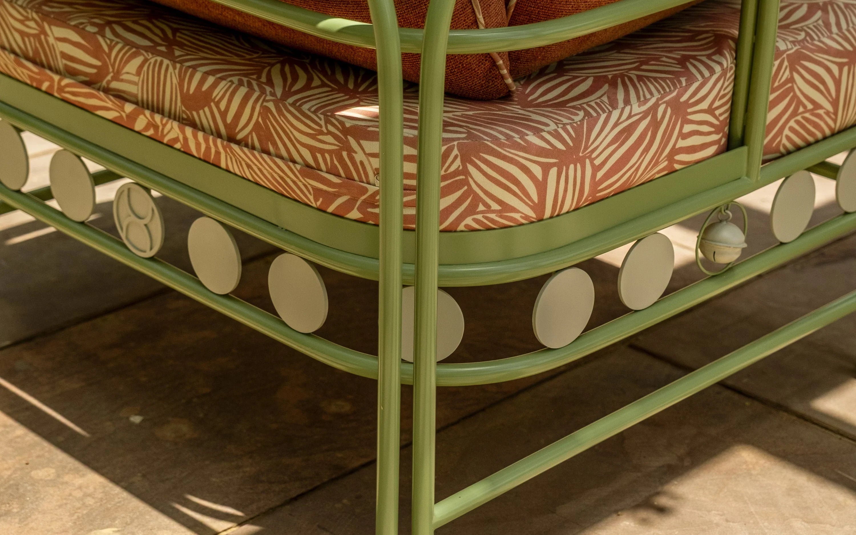 Dastoori Outdoor Single Seater Sofa