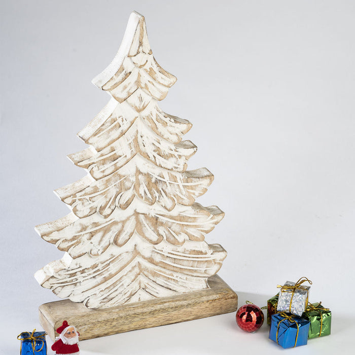 Rustic White Christmas Tree & Beautiful Wooden Xmas Decor