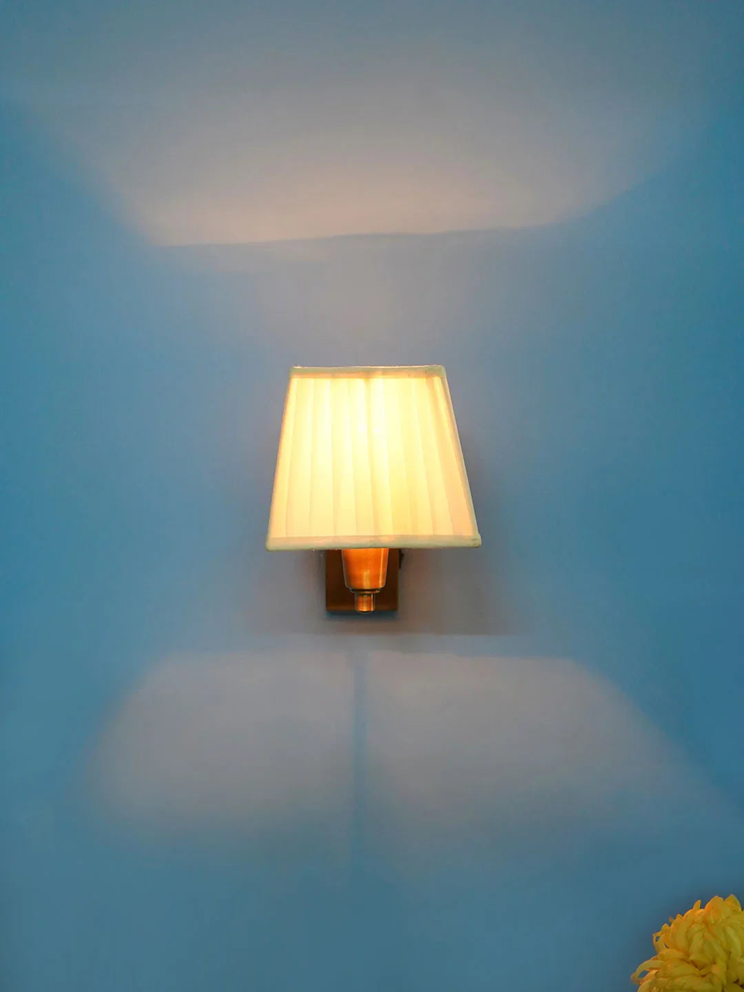 Swivel Antique Bedside Wall Sconce with Pleated Square Fabric Shade