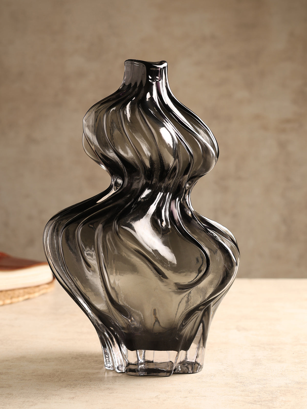 Sway Black Glass Vase