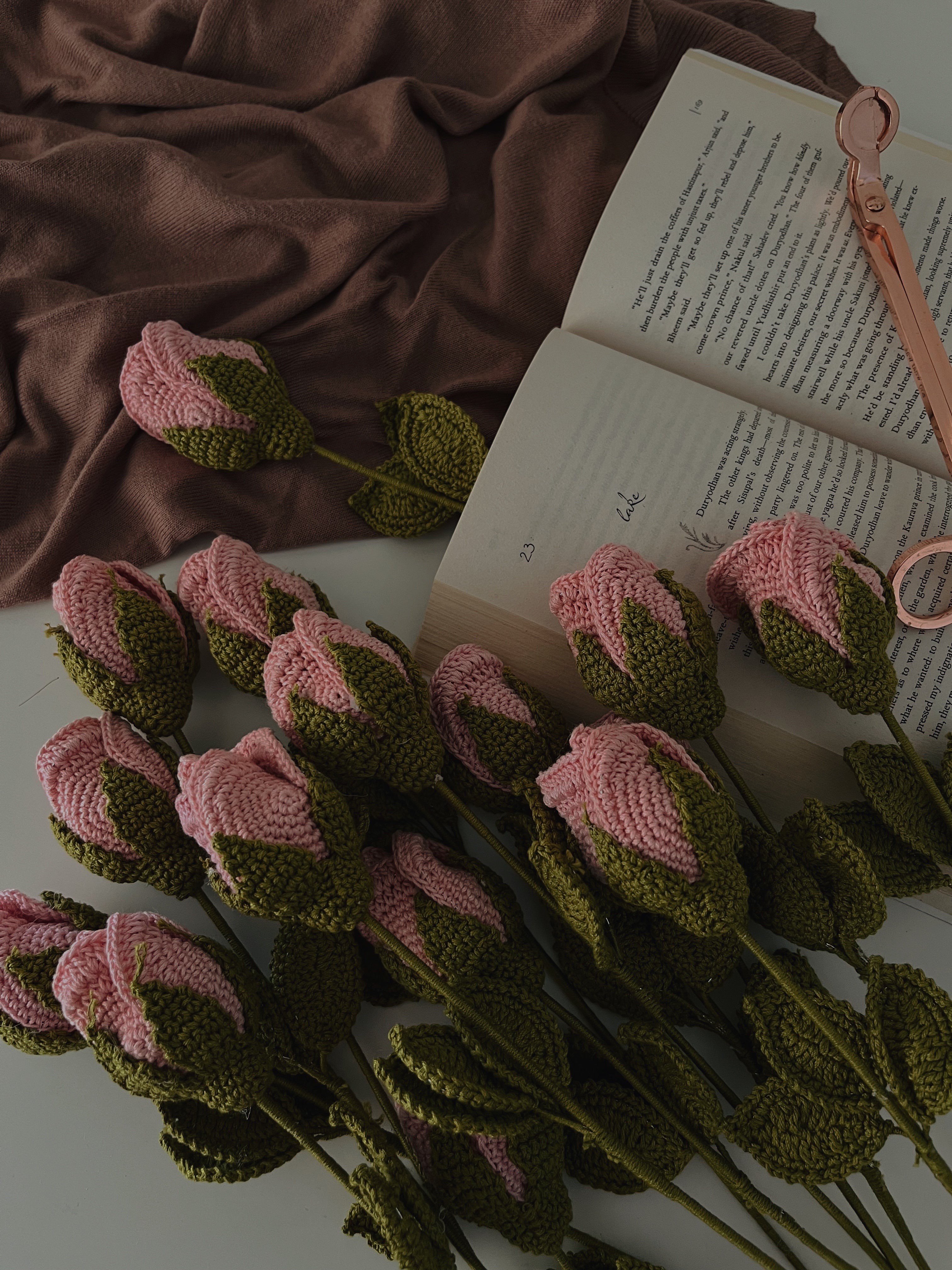 Crochet Flower - Pink rose with Bud - Blush / 12"height / Single