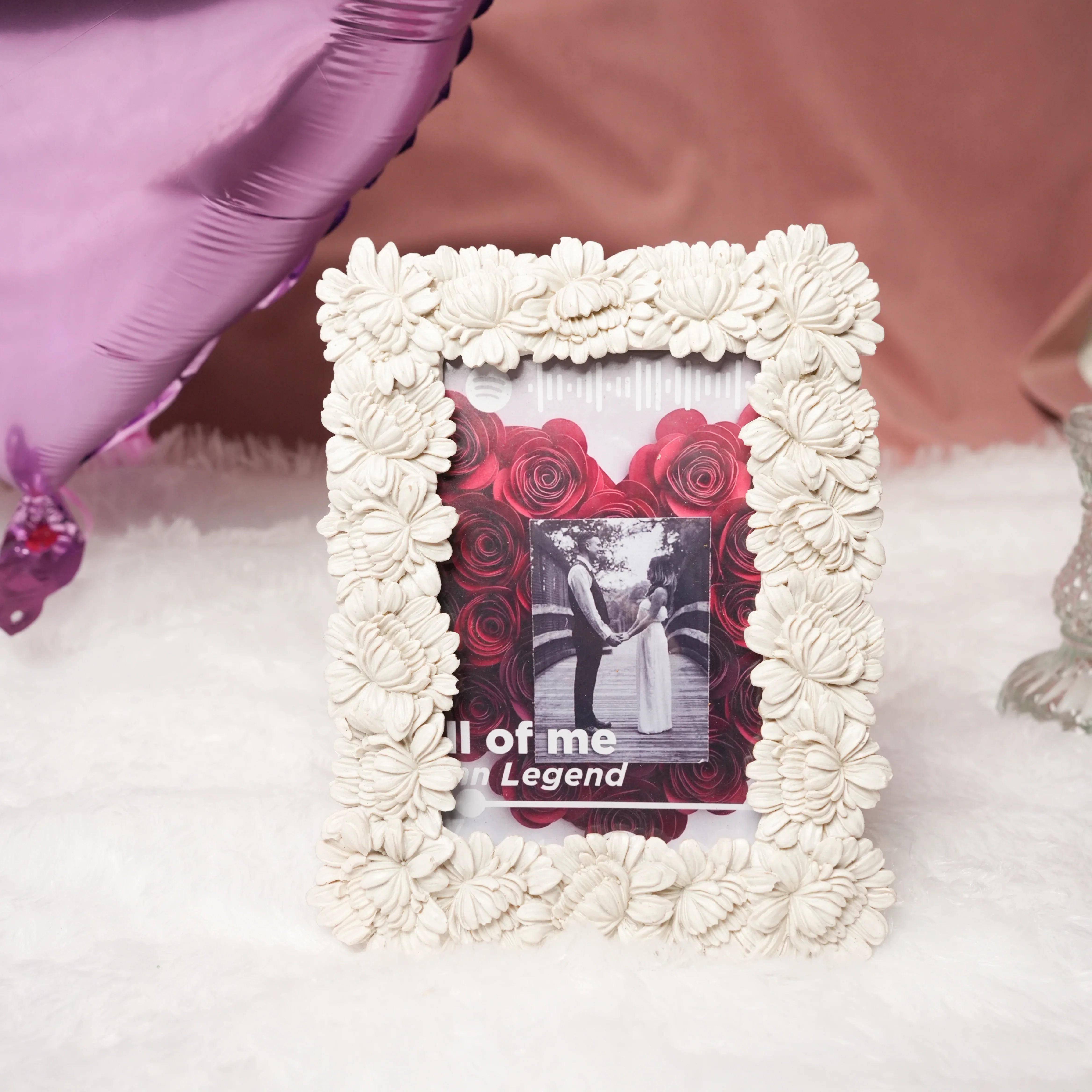 white artisian frame